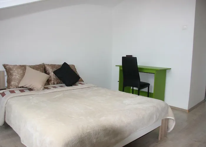 In Center Apartment *