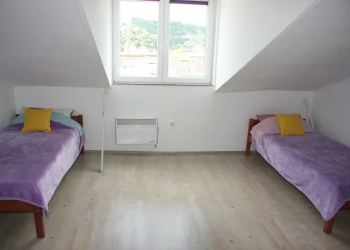 Apartment In Center