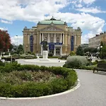 Appartement In Center